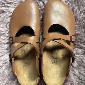 Birkis by Birkenstock Brown Slip On Shoes size  10  or 41 Crisscrossed Straps